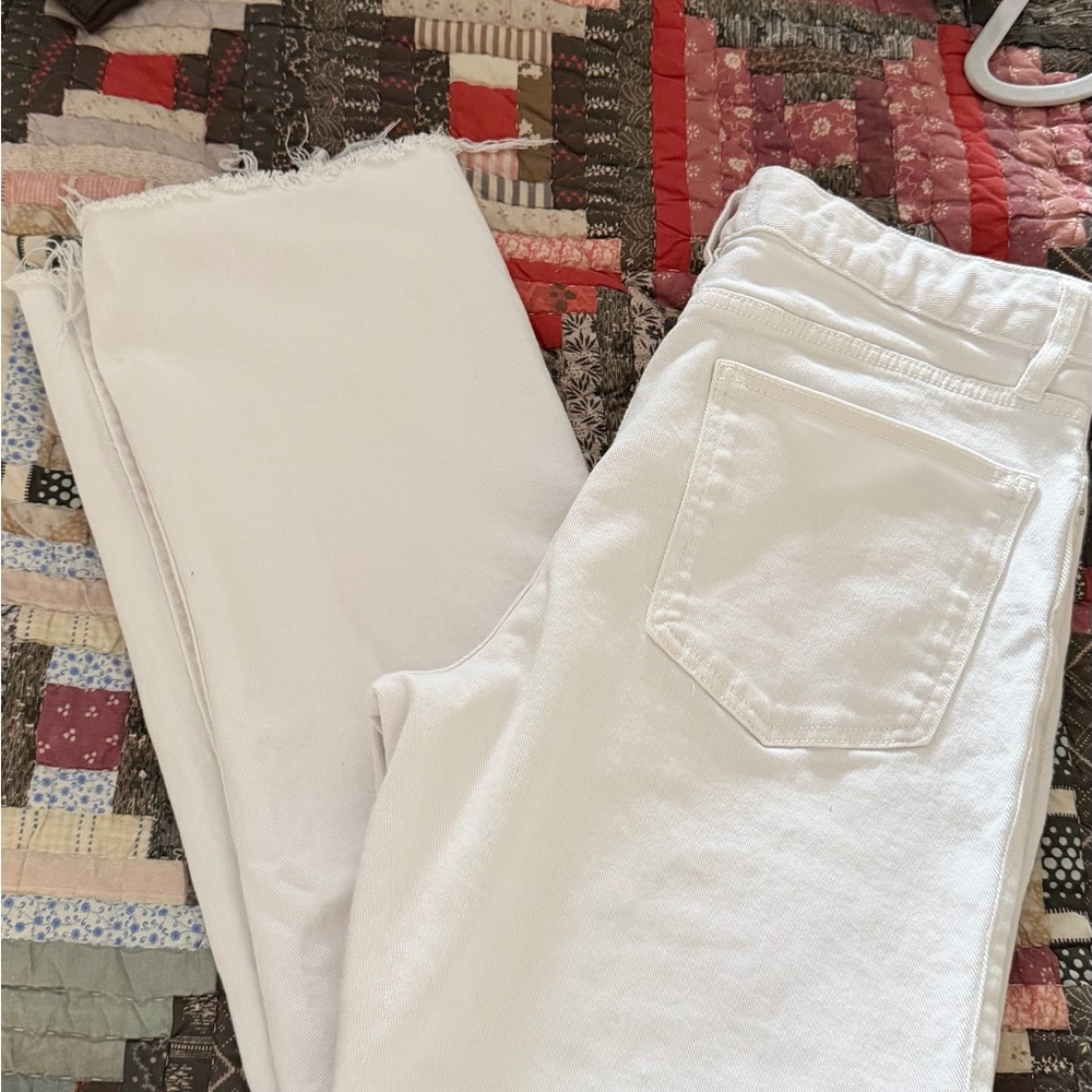 High-Rise White Denim Jeans — Women's Slim Straight Fit